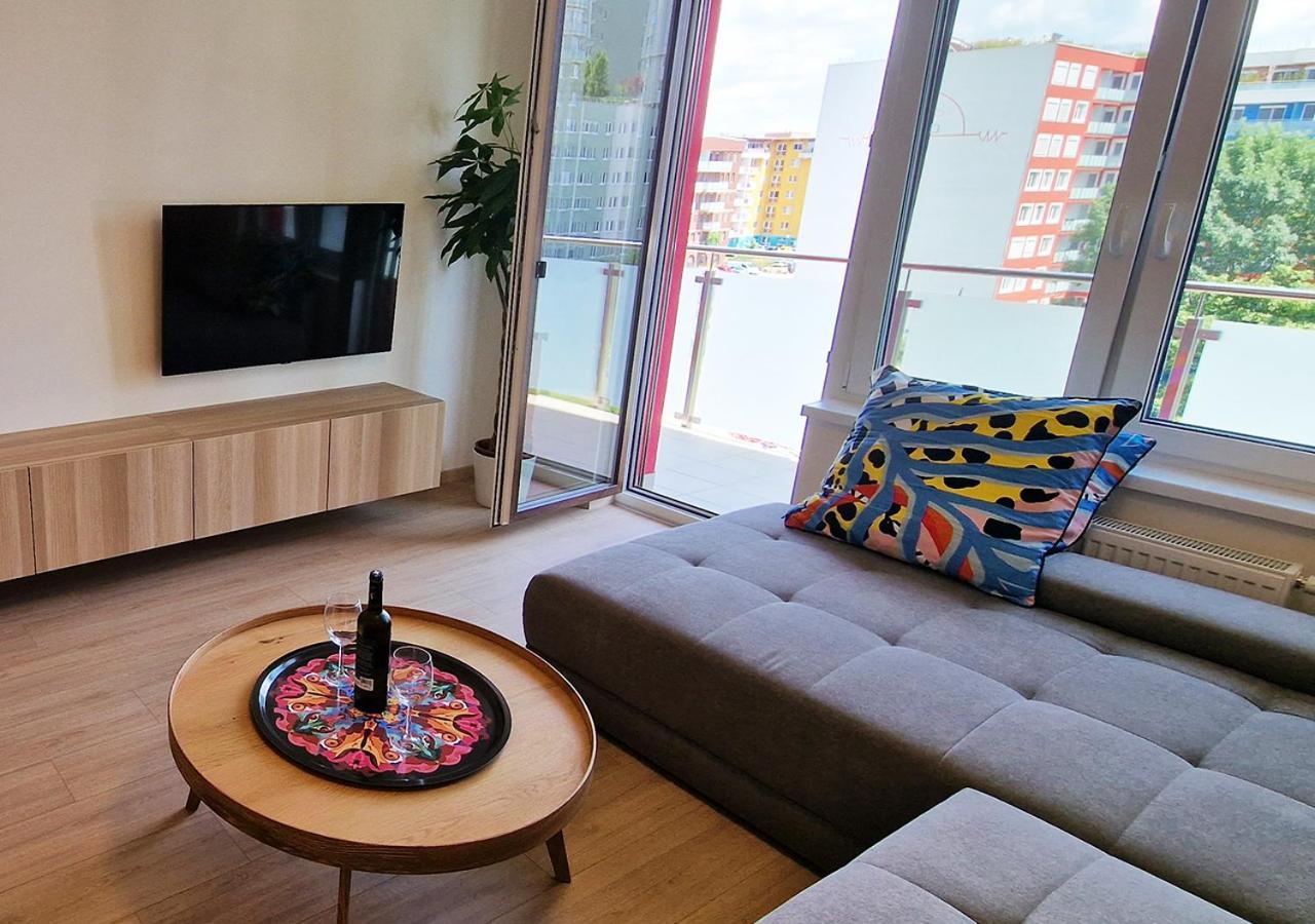 Luxury Grand Apartments By Bratislavatrip Экстерьер фото