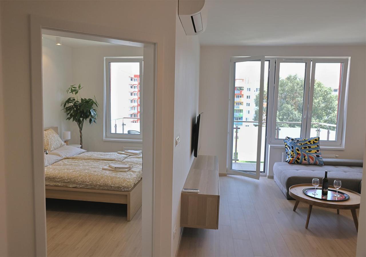Luxury Grand Apartments By Bratislavatrip Экстерьер фото