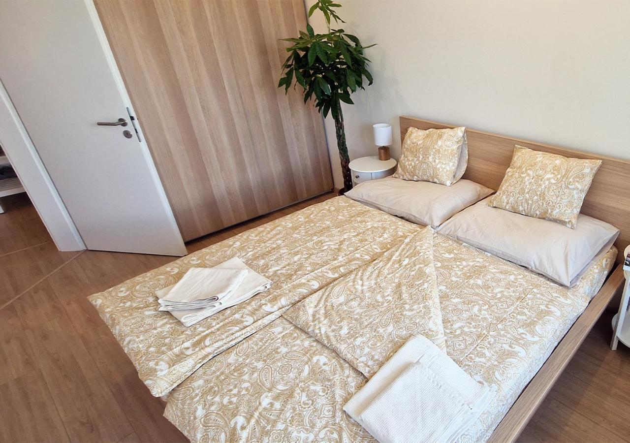 Luxury Grand Apartments By Bratislavatrip Экстерьер фото